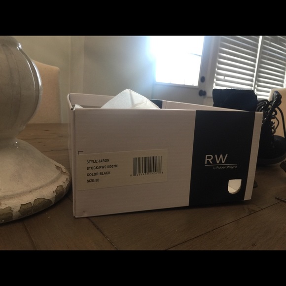 Brand new with box, unworn Robert Wayne men’s boot - Picture 3 of 5